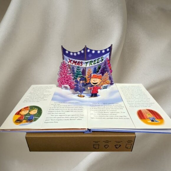 A Charlie Brown Christmas Pop-Up Edition Hardcover Peanuts Holiday Book Schulz - Picture 2 of 7
